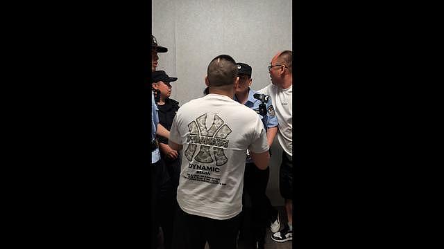 地下助孕实验室藏身杭州别墅区，记者暗访遭工作人员暴力拖拽致骨折 - 9