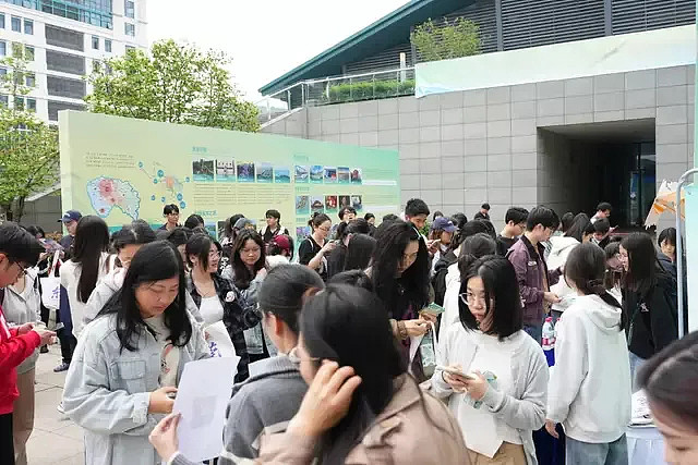 国内大学,正在大规模砍掉热门专业(图) - 1