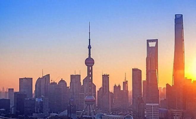 月薪多少能在上海买房落户？2026普通人的生存真相太现实 - 1