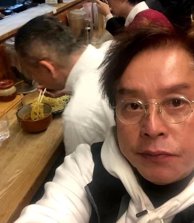 76岁谭咏麟含泪公布退休计划：好好与歌迷告别，往后做个普通人（组图） - 11