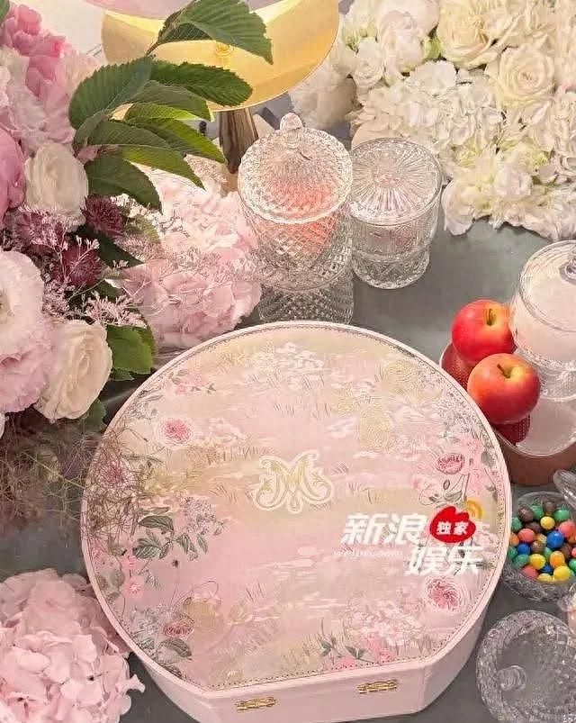 奚梦瑶何猷君于6月1日在法国举行婚礼，9月在澳门举办答谢礼（组图） - 1
