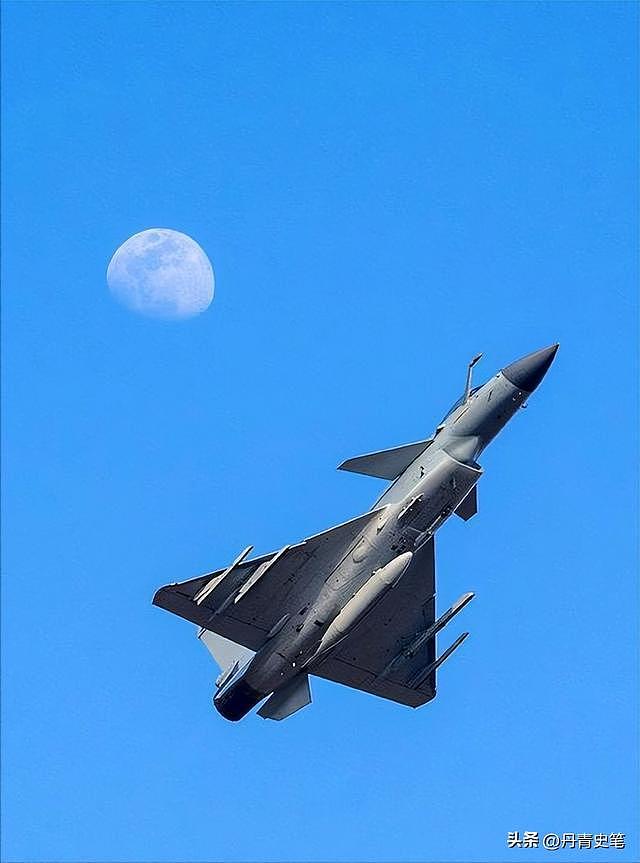 武契奇带着遗憾离京:几十份大单都签了,却唯独少了歼-10CE(组图) - 9