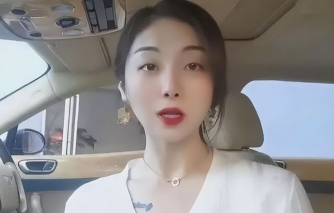 中国女子花50万买精，生下混血三胞胎！8年后3个娃长成这样，全网沉默（组图） - 12