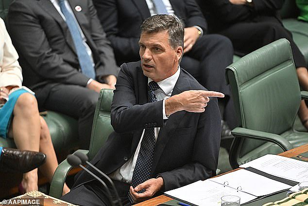 联盟党因税改施压艾博年提前大选，专家警告：恐送韩森上位（组图） - 2