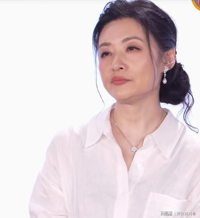 明星无滤镜后,周涛一脸凶相,李冰冰像小老太,金晨脸大如饼(组图) - 3