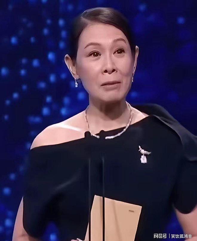 明星无滤镜后,周涛一脸凶相,李冰冰像小老太,金晨脸大如饼(组图) - 19