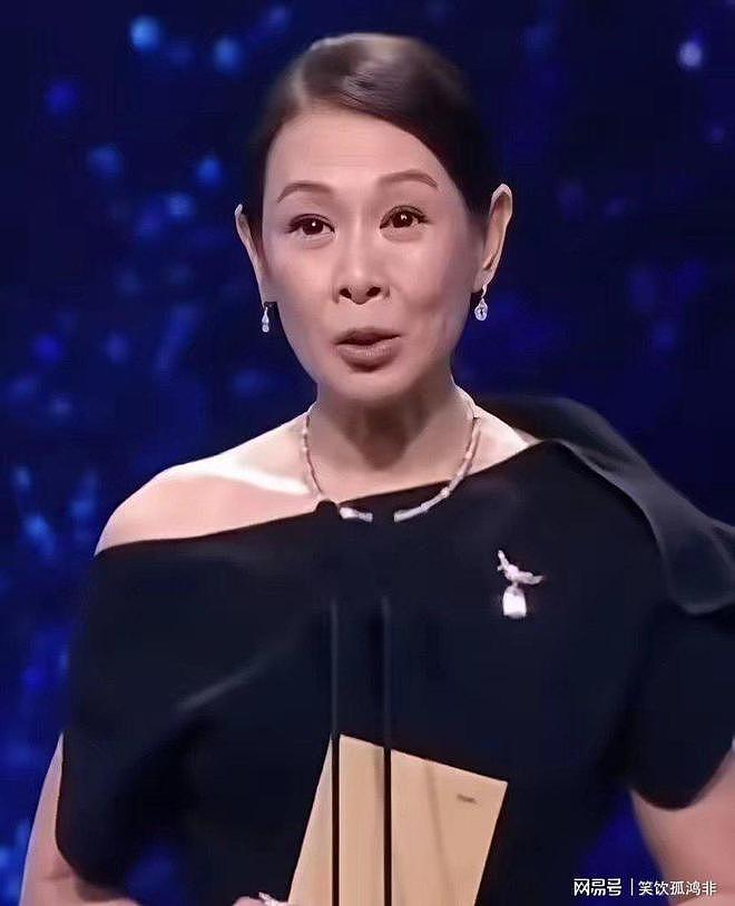 明星无滤镜后,周涛一脸凶相,李冰冰像小老太,金晨脸大如饼(组图) - 20