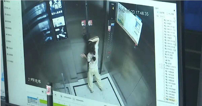 狂按求救钮35次没人理!2女童被困电梯险崩溃,保安一句话惹众怒(组图) - 3