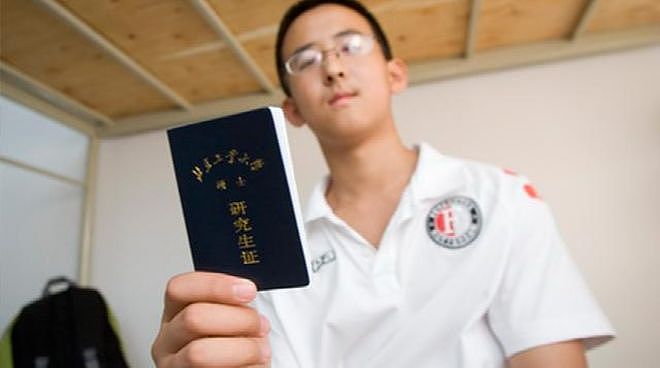 10岁考上本科的“天才神童”近况曝光：他用一生，向父母完成最残忍的“复仇” - 7