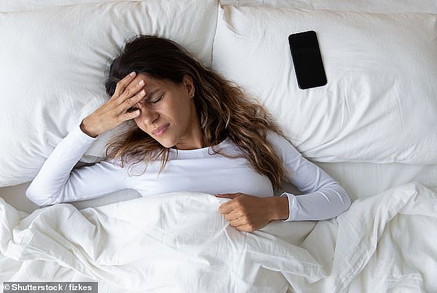 50岁以下患癌率暴增！专家拉响警报：长期睡眠不足，乳腺癌风险翻3倍（组图） - 1