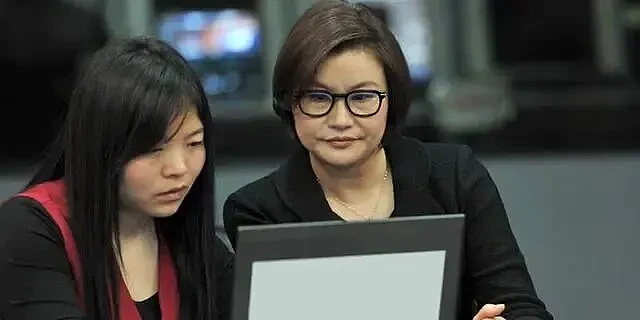 从7块到700亿:湖南打工妹,已成女首富(组图) - 18