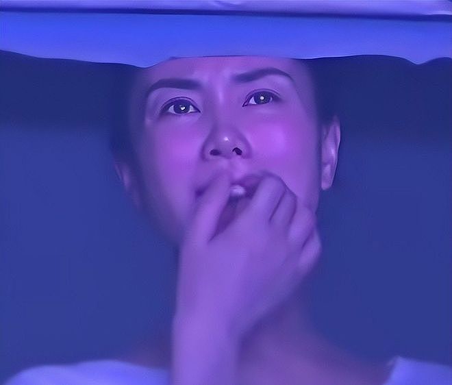 王菲哭了!谢霆锋演唱会拍到清晰一幕,才知王菲真正想要的是什么(组图) - 7