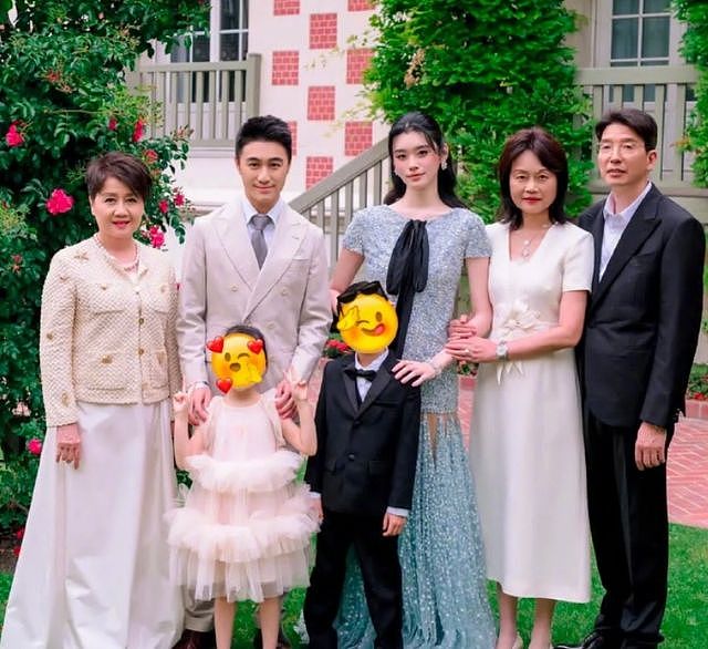 奚梦瑶何猷君婚礼晚宴现场照曝光,赌王四太谷爱凌王嘉尔专程飞来(组图) - 1