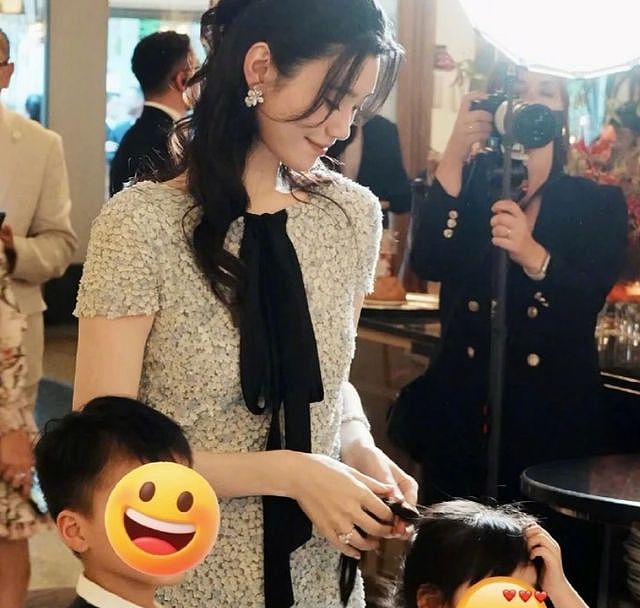 奚梦瑶何猷君婚礼晚宴现场照曝光,赌王四太谷爱凌王嘉尔专程飞来(组图) - 6