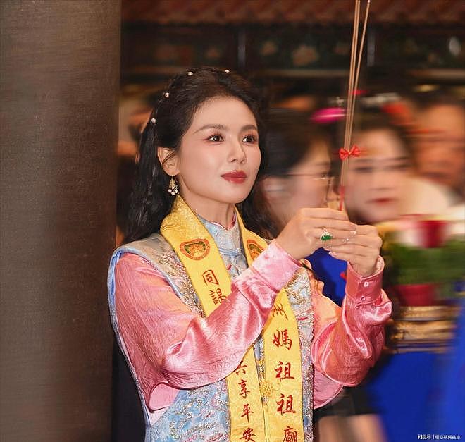 释永信害惨四位女星：央视台柱、乐坛歌后、刘涛最冤（组图） - 9