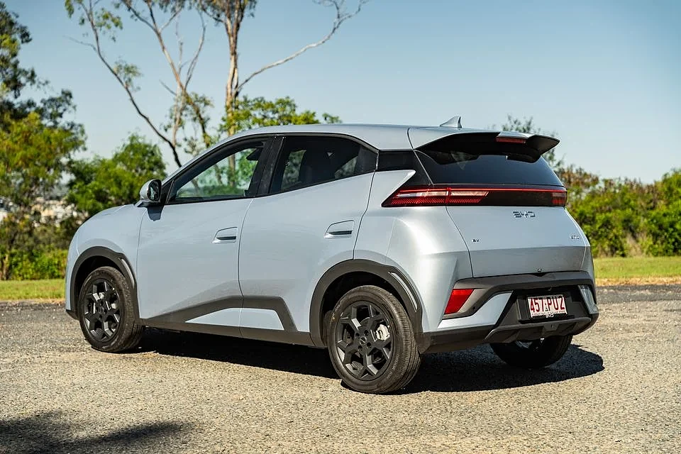 起售价仅$23990，BYD Atto 1拿下澳洲最实惠电动车大奖（组图） - 3