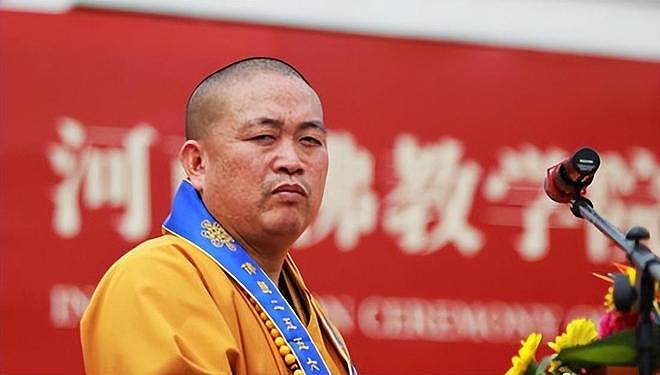 国家出手，60岁释永信下场大快人心，倒霉的5个女人也出了口恶气 - 18
