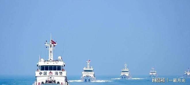 雷达全瞎、通信中断、直升机降不下来，荷兰护卫舰夹着尾巴逃了（组图） - 13