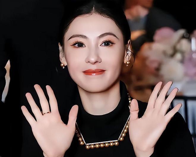 鸟巢撒糖不到24小时！张柏芝突然官宣两大喜讯，网友：不对劲！（组图） - 15
