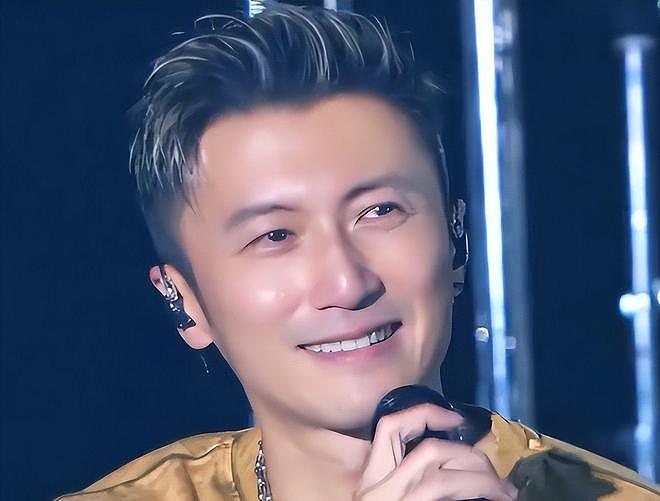 鸟巢撒糖不到24小时！张柏芝突然官宣两大喜讯，网友：不对劲！（组图） - 16
