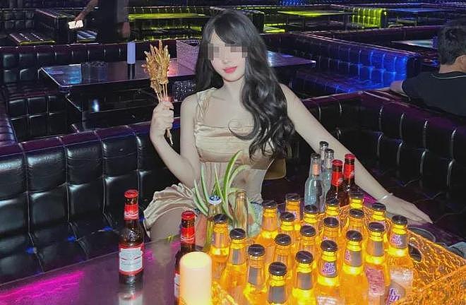 冲上热搜！中国记者暗访花场“送妹”，大量女生遭“围猎”，原来水这么深…（组图） - 3