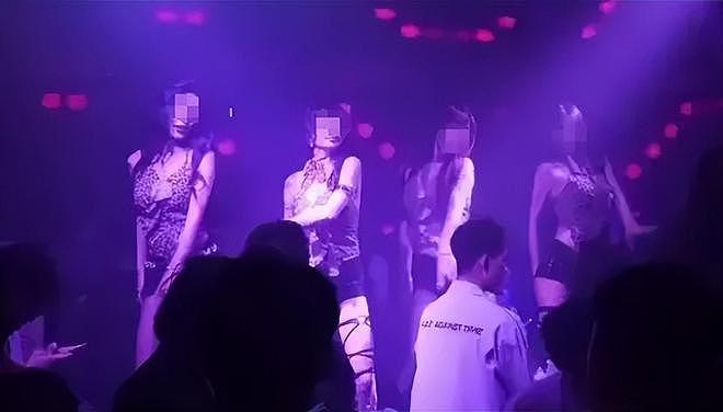 冲上热搜！中国记者暗访花场“送妹”，大量女生遭“围猎”，原来水这么深…（组图） - 5