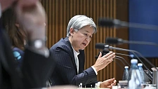 澳洲护照费被批贵得荒谬！黄英贤回应：我不知道为何别国会便宜（组图）