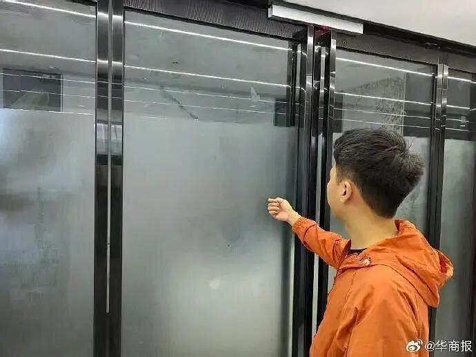 陕西公司半夜通知全员放假，200名员工隔天到办公室傻眼（组图） - 2