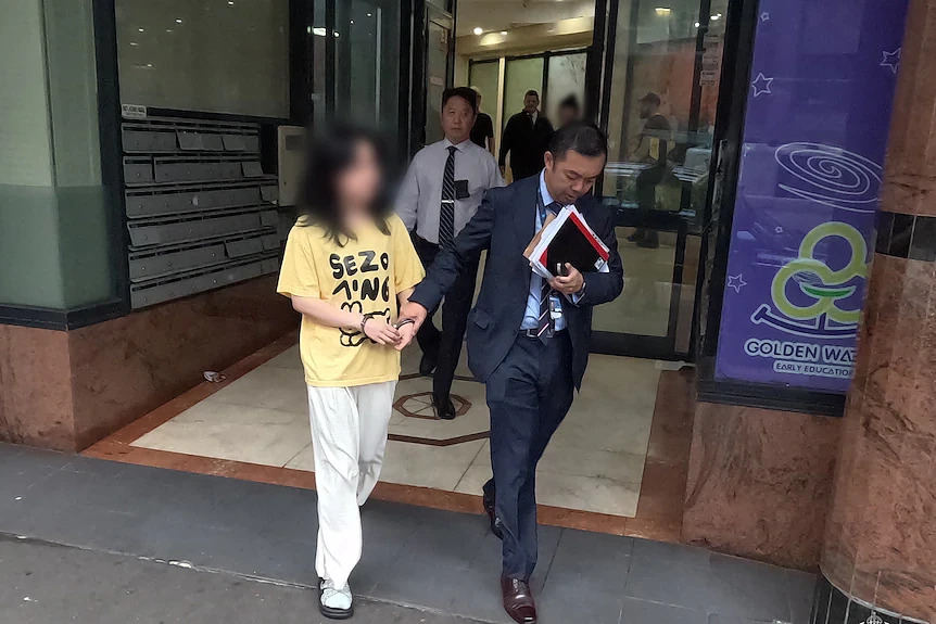 诈骗犯假冒中国警官，澳洲华人被卷走$1200万！受害者遭连环恐吓，被逼24小时保持视频通话（组图） - 7