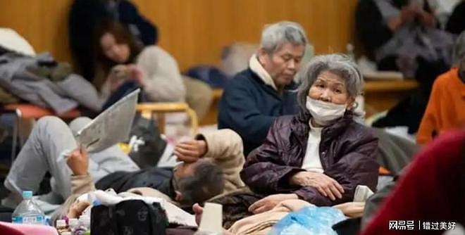 彻底撕破脸!日本排华情绪大爆发,百万在日华人到底何去何从?(组图) - 11