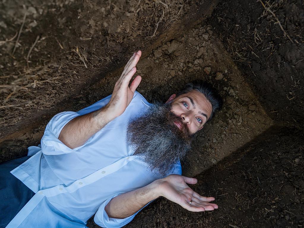 在墓地装太阳能板，让死人帮活人付电费？！澳企业大胆提议引争议（组图） - 2