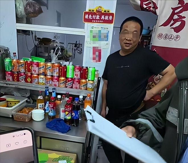 江苏面馆拒收硬币后续:老板当场泼洒顾客,地址被扒,面馆恐倒闭(组图) - 22