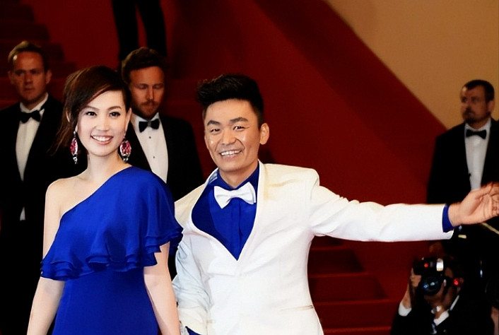 马蓉携巨资移民澳洲!花光5000万后,超市打工谋生,澳洲华人偶遇“惨淡”现状.....(组图) - 2