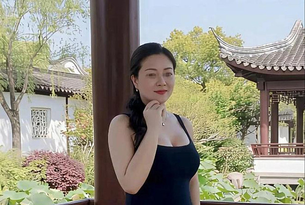 深圳42岁女子征婚:月入5万,深圳两套房,被2000万男人嫌弃太老(组图) - 2