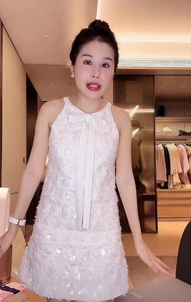 5年为豪门生下4胎！中国网红住进杭州豪华别墅，专属团队贴身伺候（组图） - 1