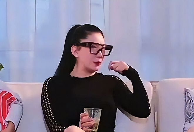 Coco彻底摊牌了！公开张柏芝三胎生父+谢霆锋结婚内幕，信息量炸裂 - 20