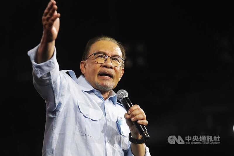 中国人滥用旅游签证经商影响当地利益，马来西亚首相要求跨部门查缉（图） - 1
