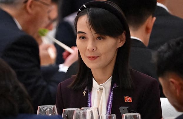 时隔七年再访平壤,朝鲜递出邀请函,中国这一步连着77年风雨(组图) - 1