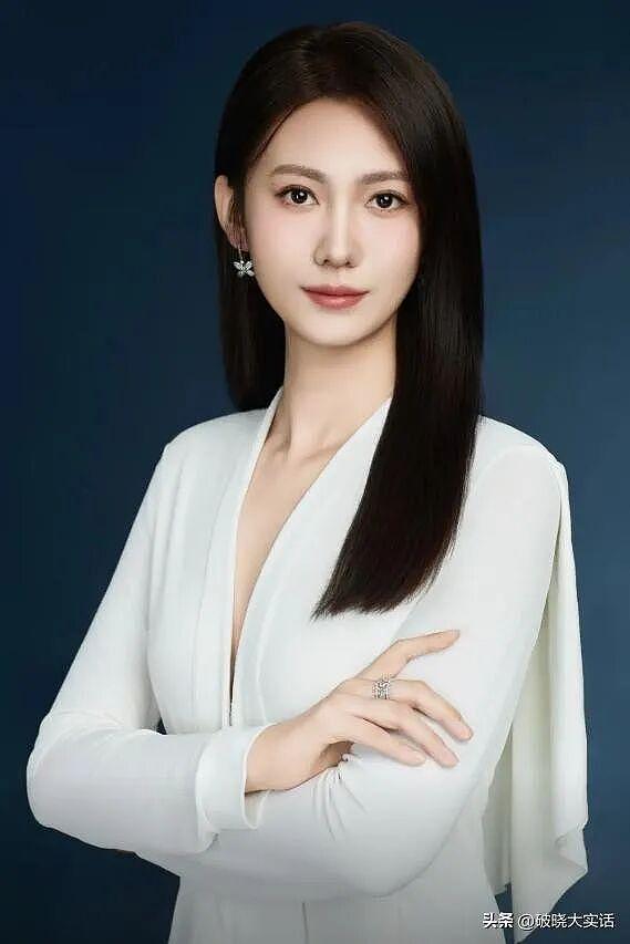 电梯亲吻门事件，宋珍珍多张美照曝光，深圳数名富豪曾疯狂追求她（组图） - 5