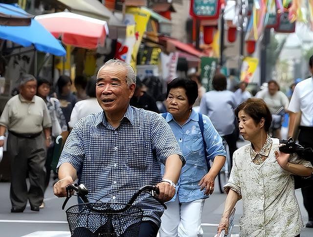 警报拉响！日本排华彻底失控，街头齐喊滚出日本！华人危险了？（组图） - 6