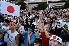 警报拉响！日本排华彻底失控，街头齐喊滚出日本！华人危险了？（组图）