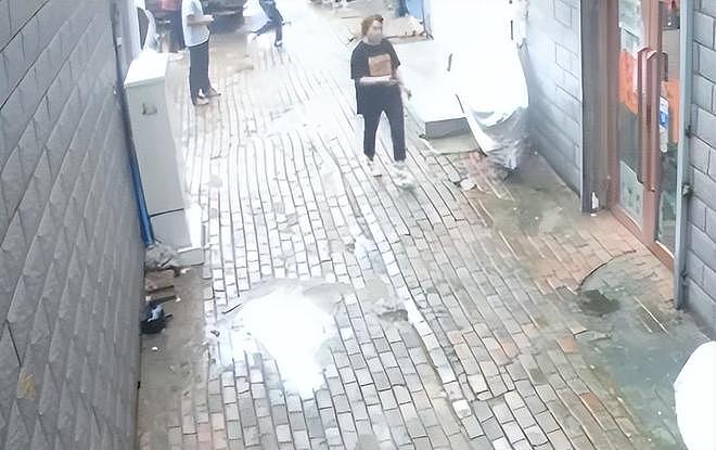 黑龙江挪车纠纷后续：持刀闯仓库将人捅死，超市老板曝隐情（组图） - 4