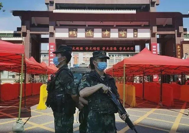 因为一个大哥，从此高考试卷武装押运（组图） - 7