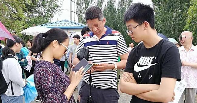 震惊全网:老师高考前48小时,弄丢全班准考证 - 11