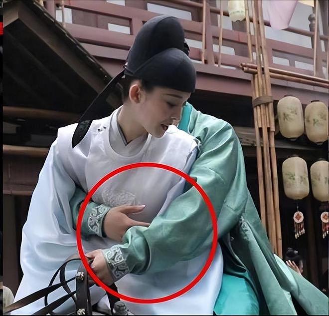 不止“手伸进裤子”！那些片场潜规则，正在毁掉多少年轻女演员？（组图） - 6