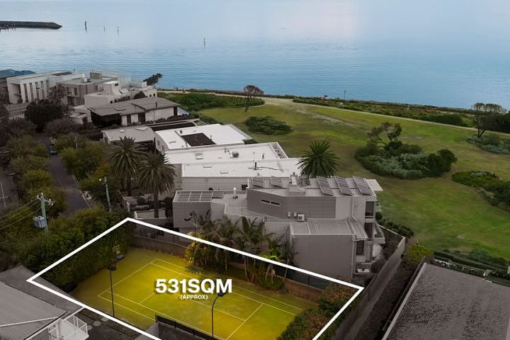 墨尔网球场$700万挂牌上市！价格相当于6套独立屋，可尽享海湾美景（组图） - 1