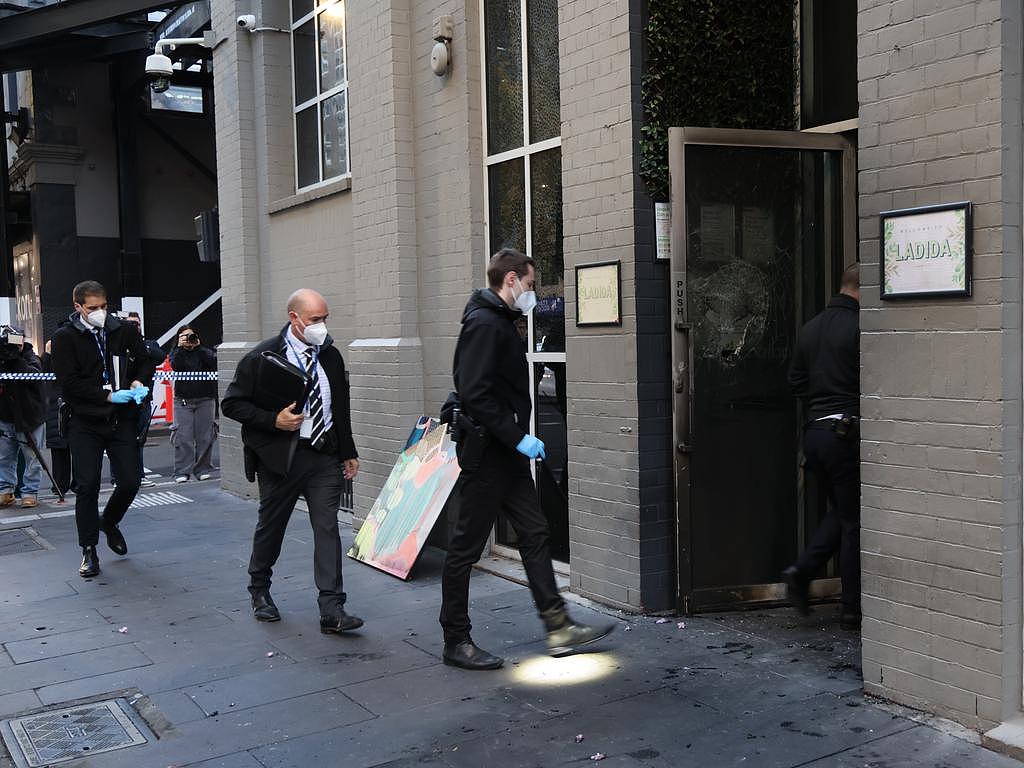 澳此地接连发生160起黑帮纵火案!商会吁改革税收打击黑市(组图) - 3