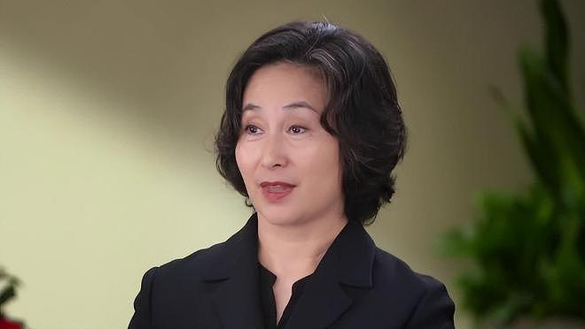 摊牌！何超琼出手，套现1.4亿或是开始，原来她和李嘉诚是同类人（组图） - 27