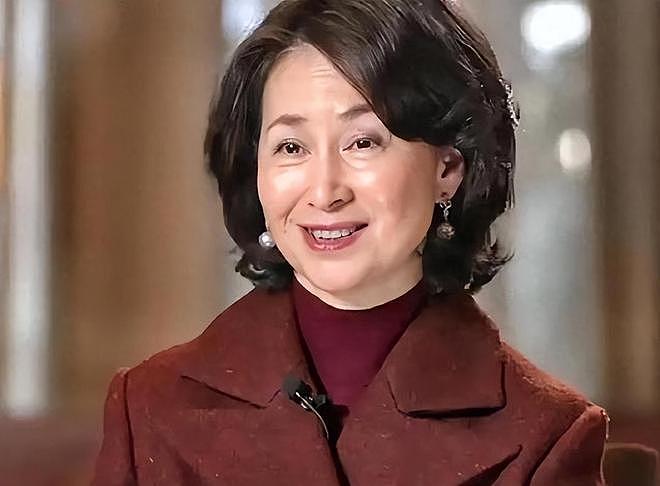 摊牌！何超琼出手，套现1.4亿或是开始，原来她和李嘉诚是同类人（组图） - 31