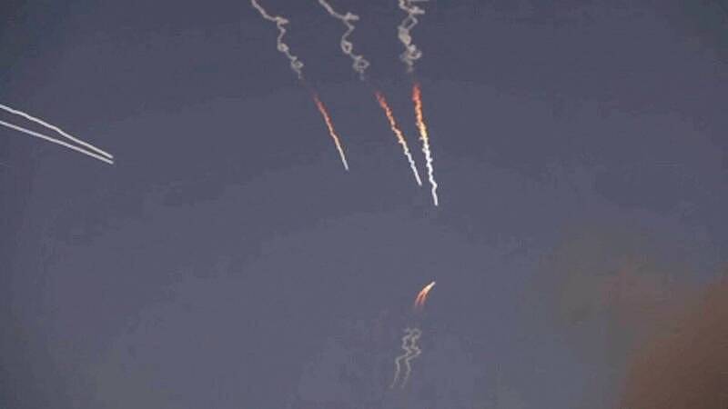 2万伊朗人高温45度被断水，德黑兰空袭中东美军基地回应（图） - 1